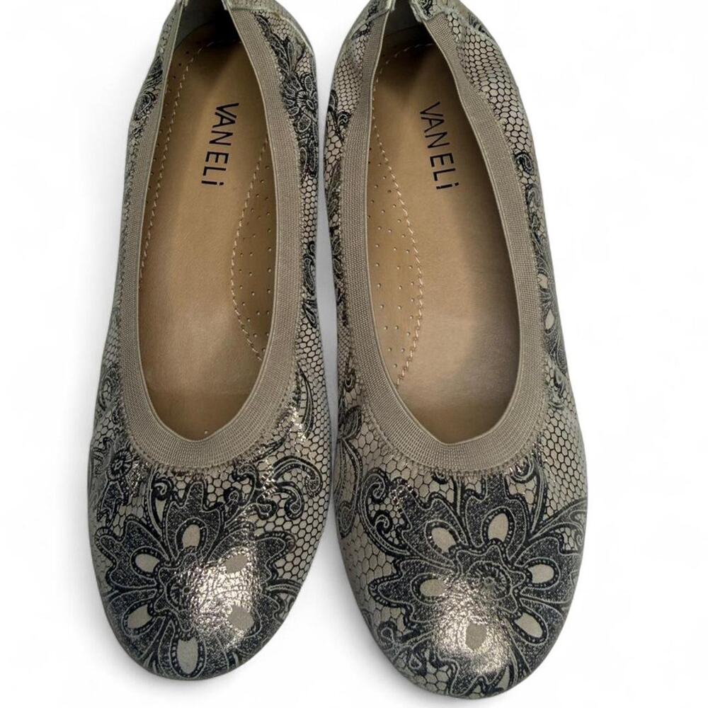 Vaneli metallic floral‎ ballet flats sz 6.5